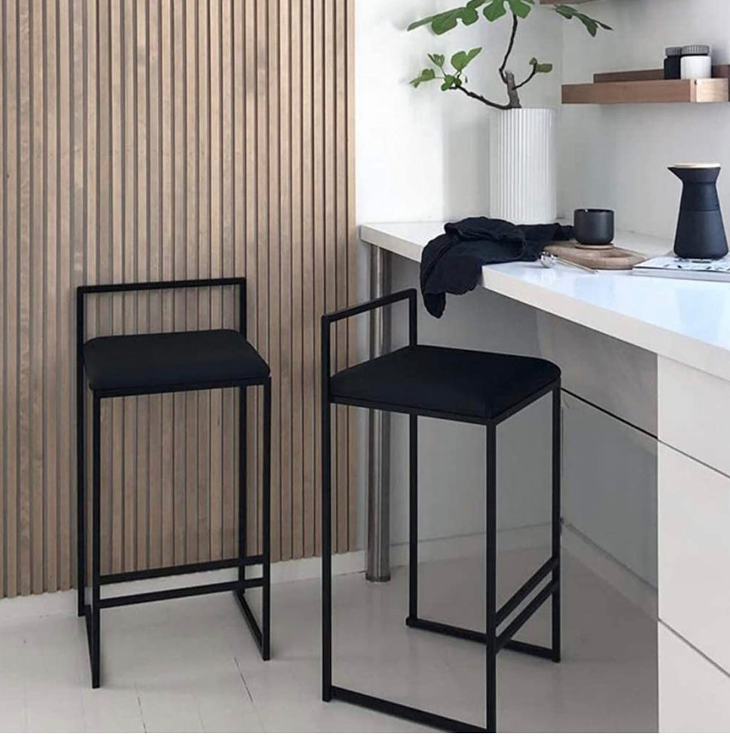 Kitchen barstool design - metal and cushioned seat - kitchen view